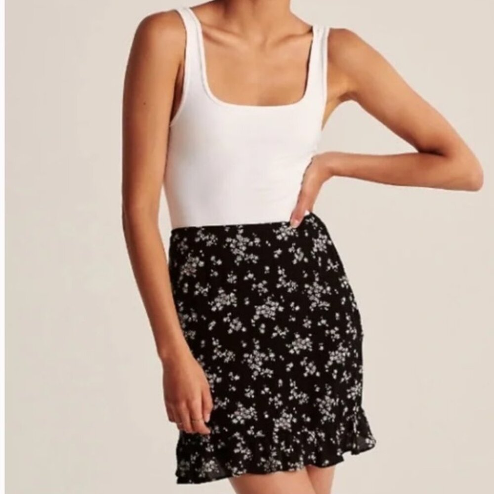 Abercrombie & Fitch Ruffle Hem Miniskirt - Black Floral